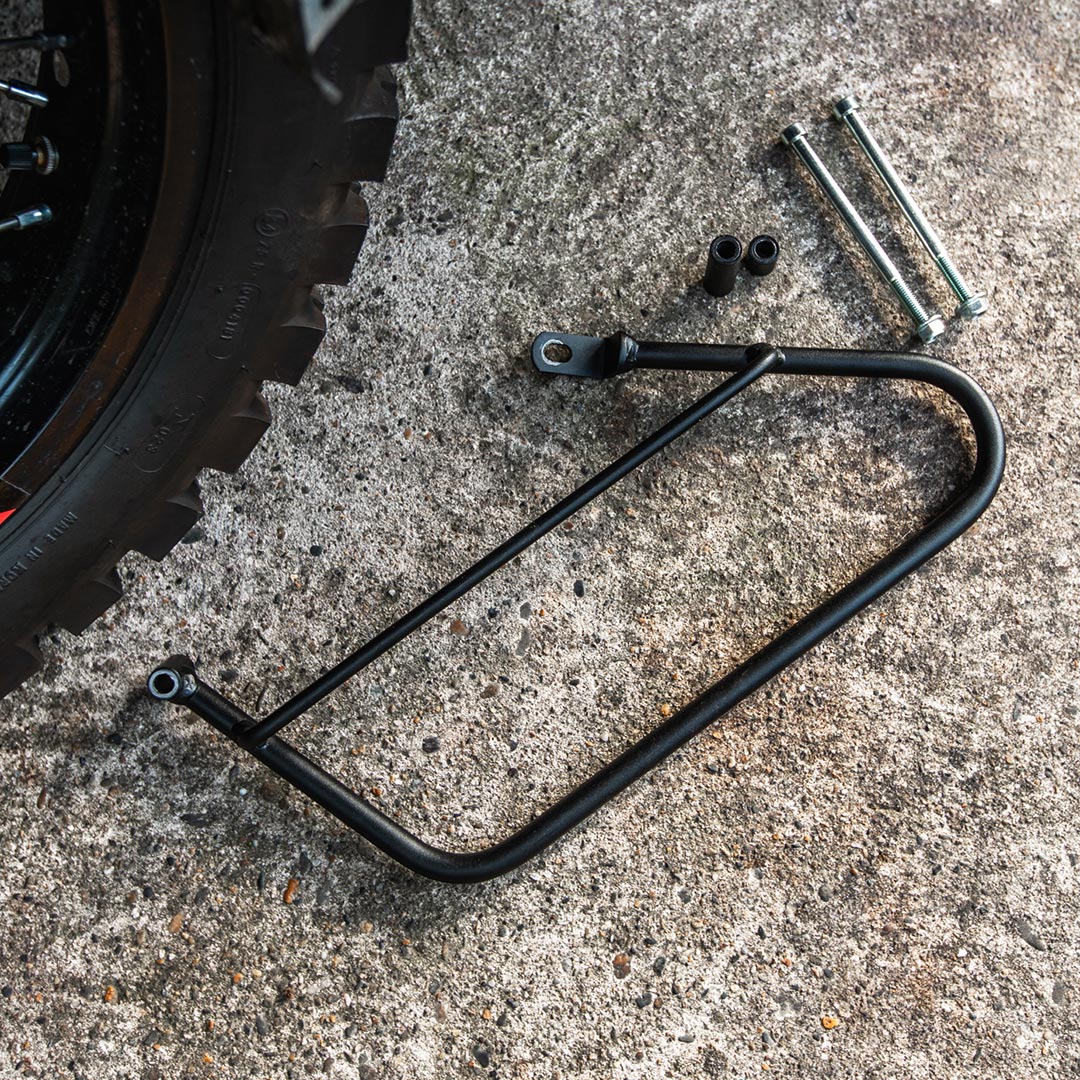 Support sacoche solide pour Himalayan moto.