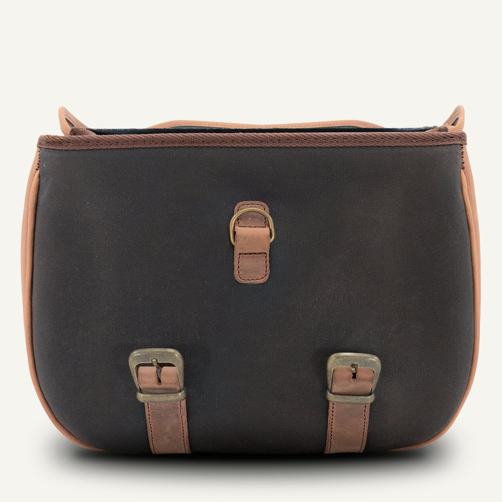 Valise moto rigide fermeture cadenas.