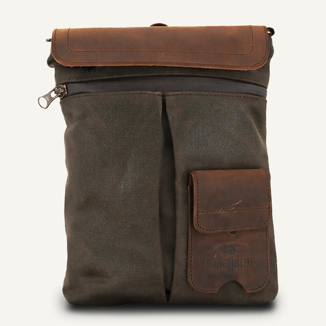 Petite sacoche réservoir moto.